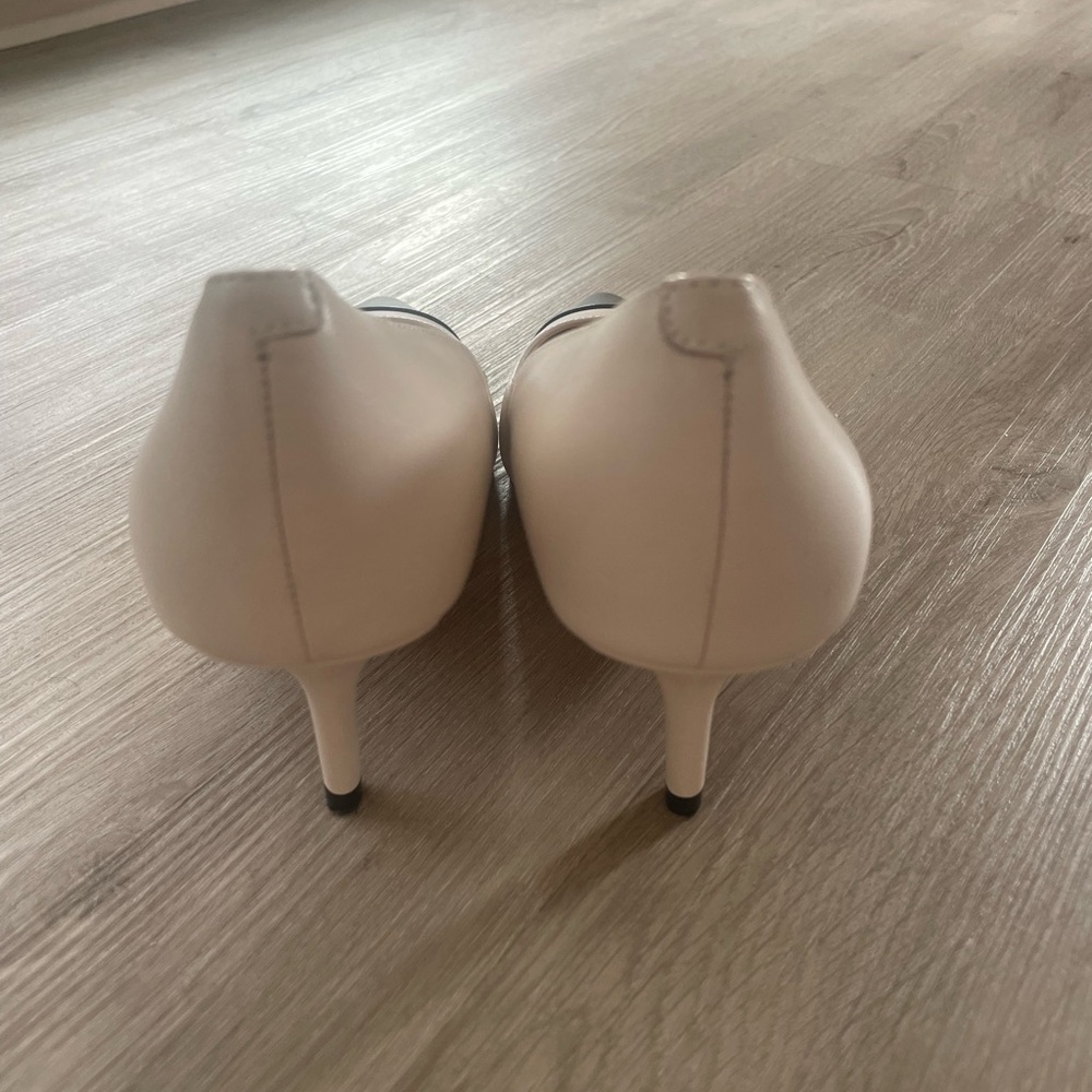 Nine West Two-Tone Pointed Toe Pumps in Cream and Black - Picture 3 of 6